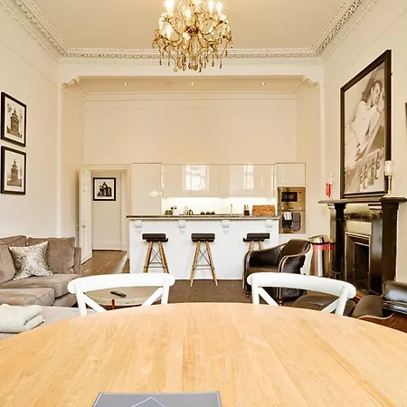 Joivy Stunning Flats In The Centre Apartment Edinburgh Exterior photo